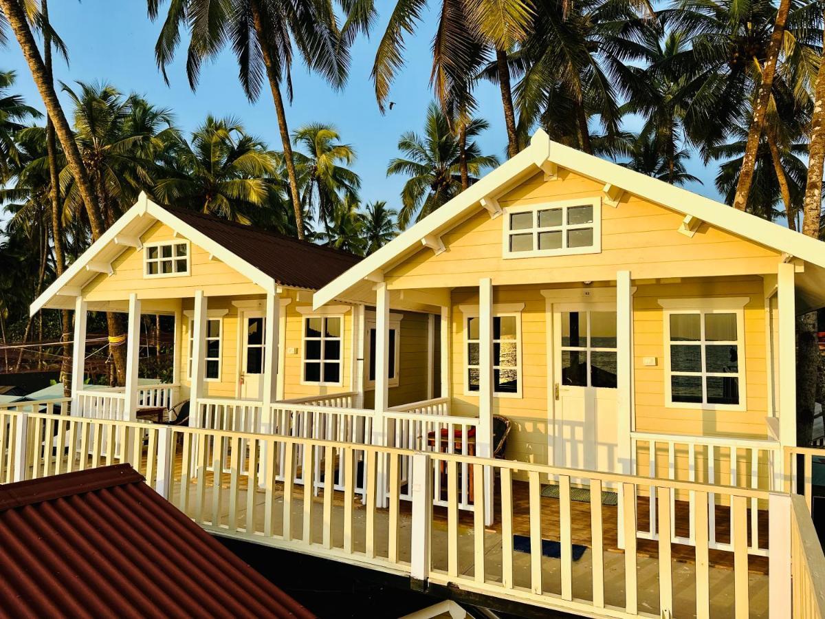 Cocos Beach Resort Палолем Екстер'єр фото